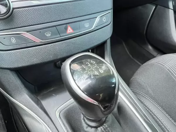 Peugeot 308 SW 1.5 BlueHDi Allure Pack 18