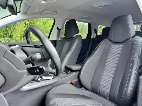 Peugeot 308 SW 1.5 BlueHDi Allure Pack 23