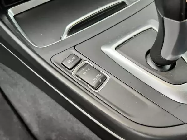 BMW 118 d Line Sport Auto 19