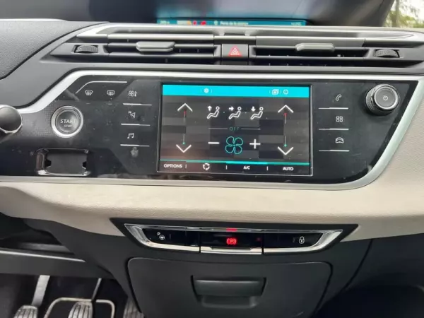 Citroën Grand C4 Spacetourer 1.2 PureTech Feel 19