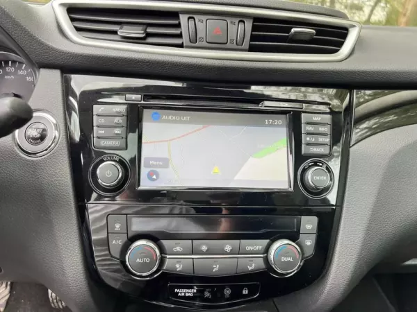 Nissan Qashqai 1.5 dCi Tekna Premium Pele 17