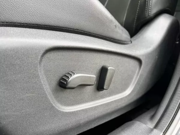 Nissan Qashqai 1.5 dCi Tekna Premium Pele 26