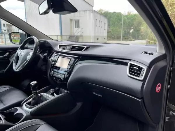 Nissan Qashqai 1.5 dCi Tekna Premium Pele 27