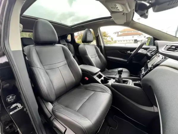 Nissan Qashqai 1.5 dCi Tekna Premium Pele 28
