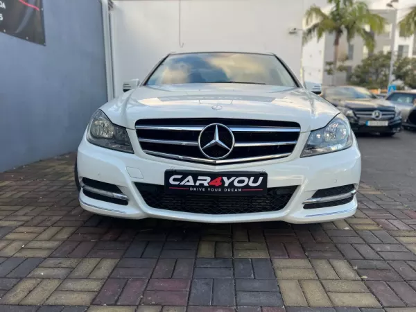 Mercedes-Benz C 220 CDi Avantgarde BlueEfficiency Aut. 3