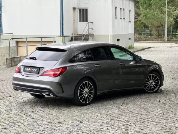 Mercedes-Benz CLA 200 d Shooting Brake AMG Line Aut. 4