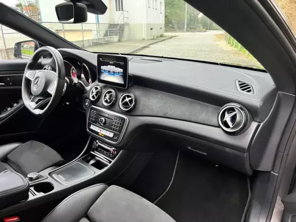 Mercedes-Benz CLA 200 d Shooting Brake AMG Line Aut. 22