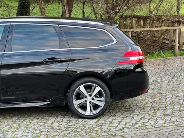 Peugeot 308 SW 1.2 PureTech GT Line EAT6 9