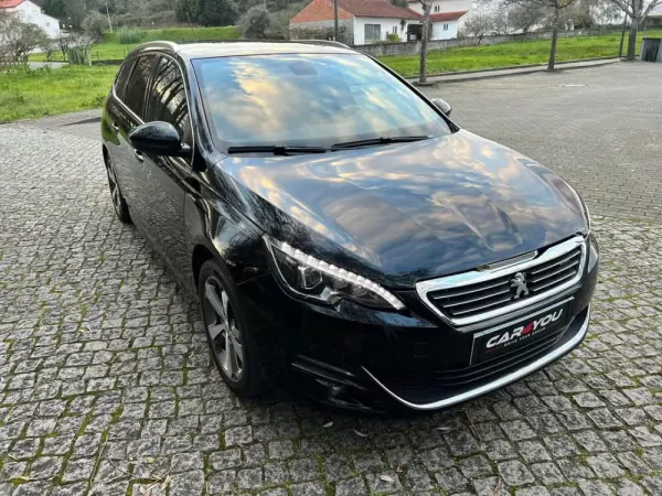 Peugeot 308 SW 1.2 PureTech GT Line EAT6 14