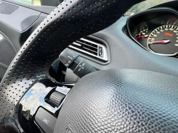 Peugeot 308 SW 1.2 PureTech GT Line EAT6 21