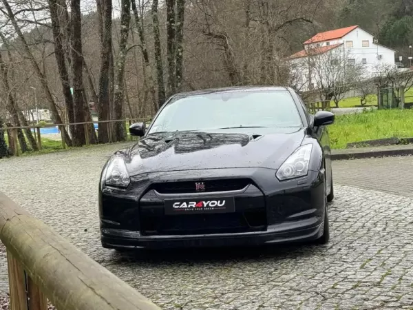 Nissan GT-R 3.8 V6 Premium Edition 14