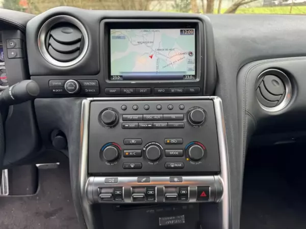 Nissan GT-R 3.8 V6 Premium Edition 21