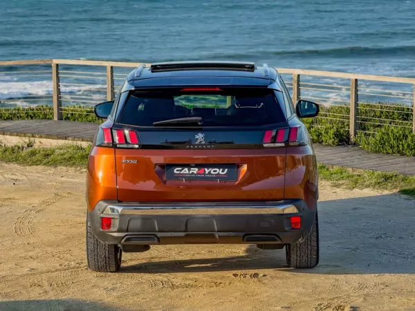Peugeot 3008 1.2 PureTech Allure 9