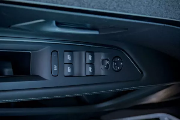 Peugeot 3008 1.2 PureTech Allure 25