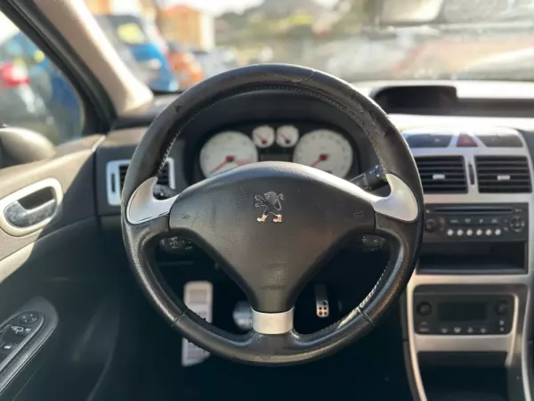 Peugeot 307 1.6 HDi XS Premium 16