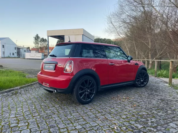 MINI 3 Portas One D 2