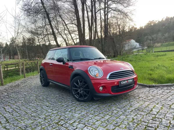 MINI 3 Portas One D 10