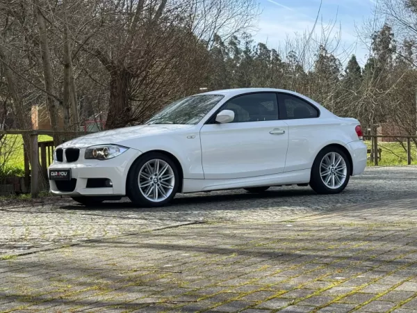 BMW 120 d Coupe Limited Edition Lifestyle c/ M Sport Pack 4