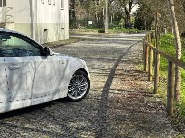 BMW 120 d Coupe Limited Edition Lifestyle c/ M Sport Pack 6