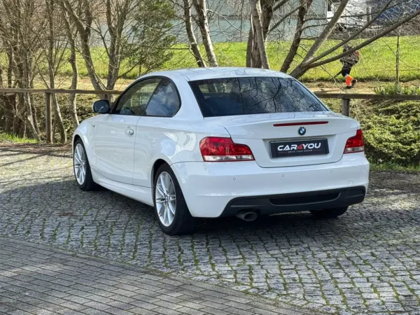 BMW 120 d Coupe Limited Edition Lifestyle c/ M Sport Pack 7