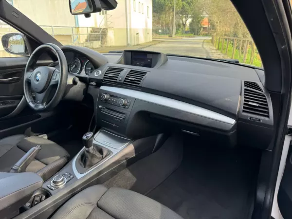 BMW 120 d Coupe Limited Edition Lifestyle c/ M Sport Pack 22