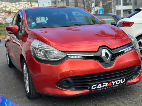 Renault Clio 1.2 TCE GT EDC 4