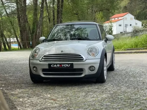 MINI 3 Portas Cooper D 50 Camden 12