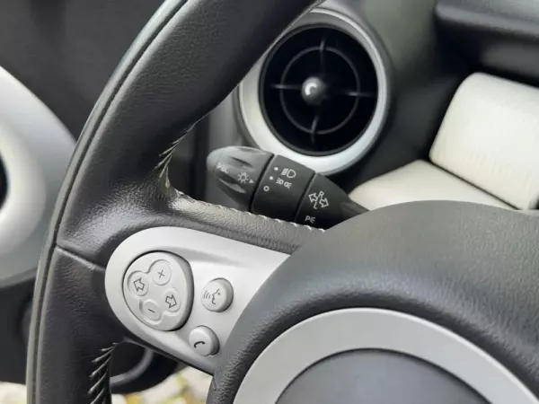 MINI 3 Portas Cooper D 50 Camden 20