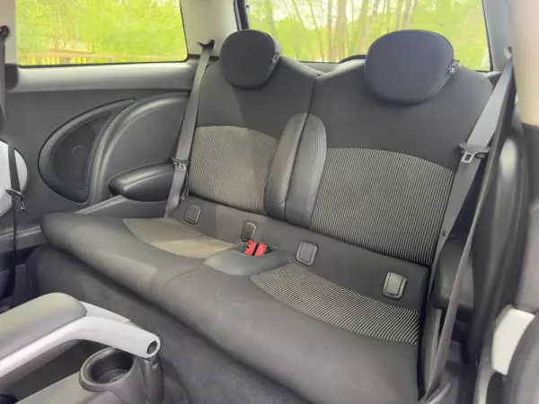 MINI 3 Portas Cooper S 17