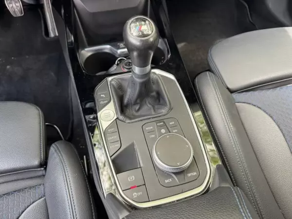 BMW 116 d Corporate Edition M 19