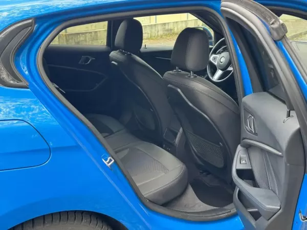 BMW 116 d Corporate Edition M 27