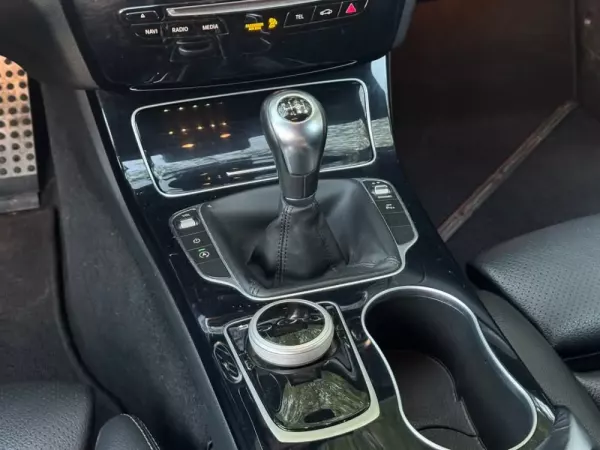 Mercedes-Benz C 220 d AMG Line 18