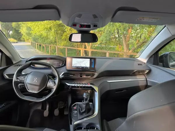 Peugeot 3008 1.5 BlueHDi Allure 16