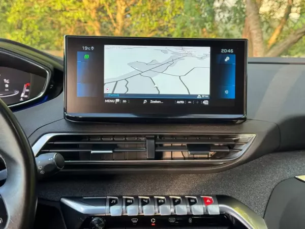 Peugeot 3008 1.5 BlueHDi Allure 17