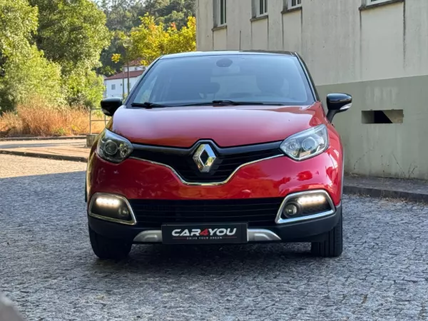 Renault Captur 1.5 dCi Helly Hansen 6
