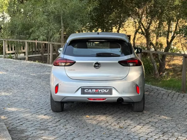 Opel Corsa 1.5 D Elegance 7