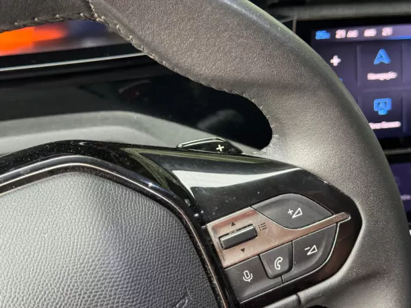 Peugeot 308 1.2 PureTech Allure EAT8 21