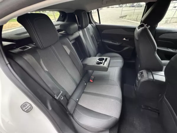 Peugeot 308 1.2 PureTech Allure EAT8 25