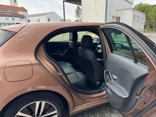 Mercedes-Benz CLA 250 e Progressive 29