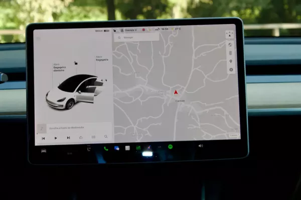 Tesla Model 3 Long-Range Dual Motor AWD 11