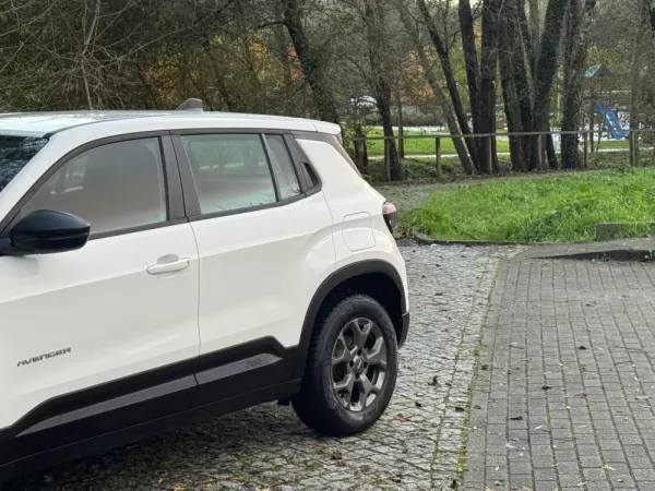 Jeep Avenger 54 kWh Longitude 3