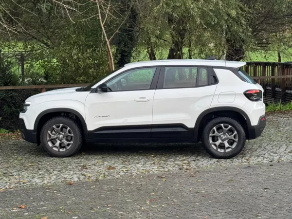 Jeep Avenger 54 kWh Longitude 9