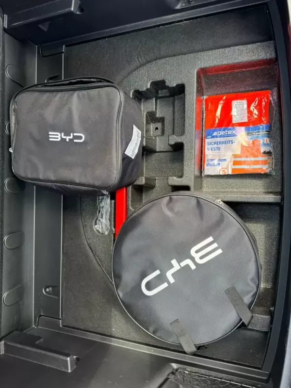 BYD Atto 3 60.48 kWh Design 17