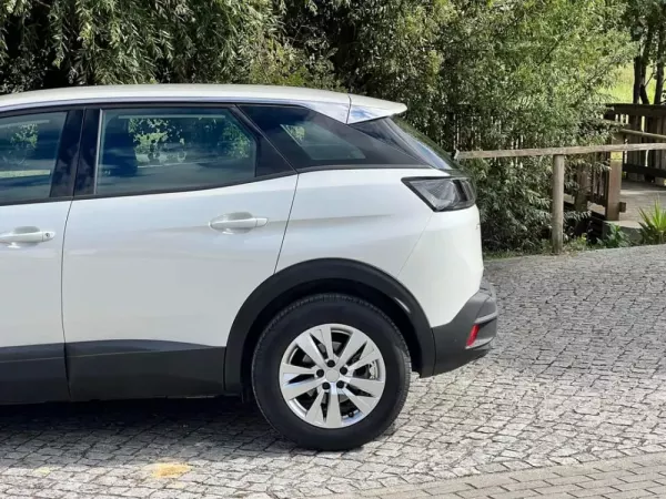 Peugeot 3008 1.5 BlueHDi Allure EAT8 8