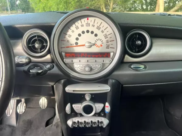 MINI 3 Portas Cooper S 22