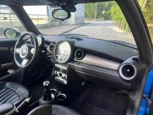 MINI 3 Portas Cooper S 23