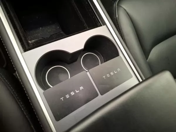 Tesla Model 3 Standard Range Plus RWD 9