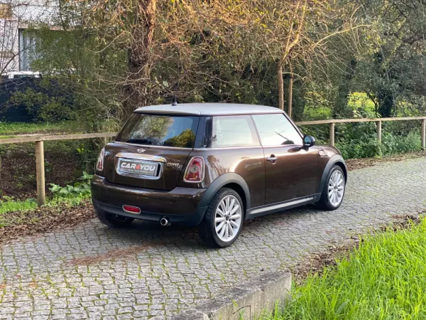 MINI 3 Portas Cooper D 20