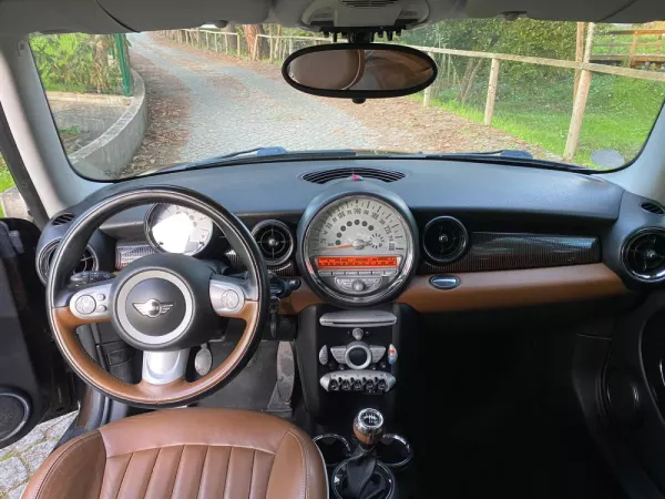 MINI 3 Portas Cooper D 23