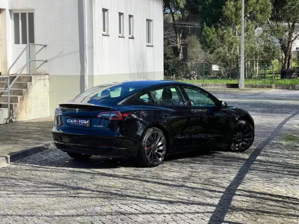 Tesla Model 3 Performance Dual Motor AWD 6